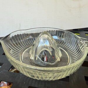 Vintage Clear Indiana Glass Unbranded Ribbed JUICER Reamer Tab Handle & Spout